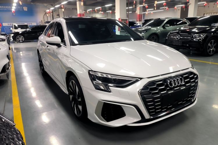 Used Audi A3 2023 Restyled A3L Limousine 35 TFSI Fashion Sport Edition Front Right 45 Deg