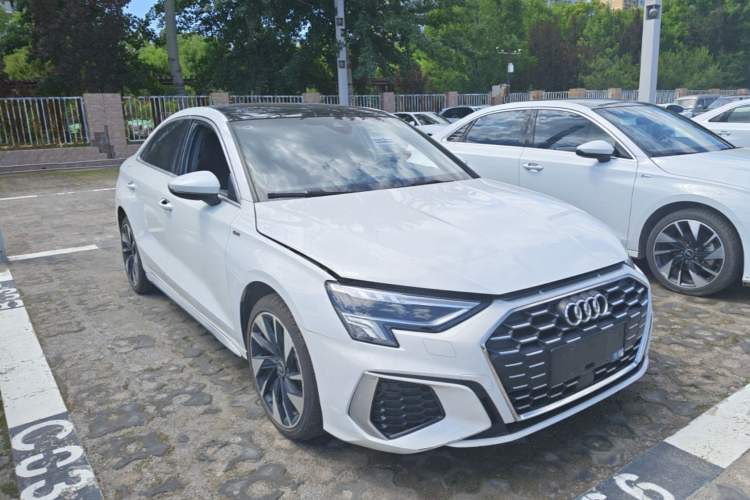 Used Audi A3 2023 Restyled A3L Limousine 35 TFSI Fashion Sport Edition Front Right 45 Deg