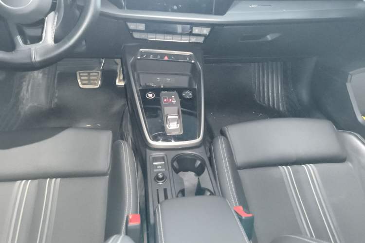Used Audi A3 2023 Restyled A3L Limousine 35 TFSI Fashion Sport Edition Gear Lever