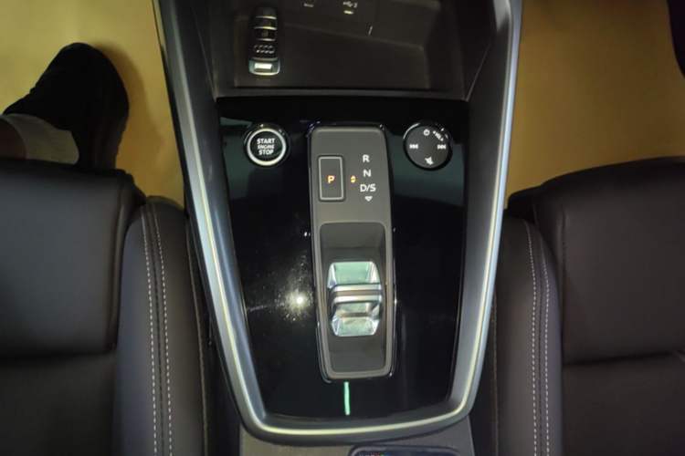 Used Audi A3 2023 Restyled A3L Limousine 35 TFSI Fashion Sport Edition Gear Lever