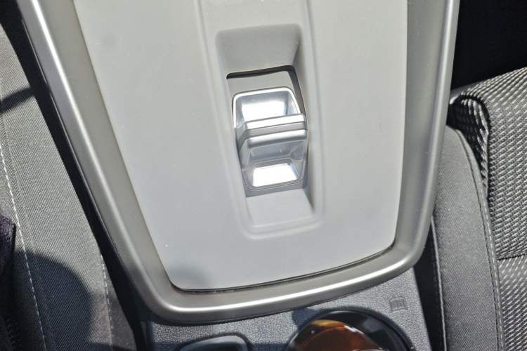 Used Audi A3 2023 Restyled A3L Limousine 35 TFSI Ambition Sport Edition Gear Lever