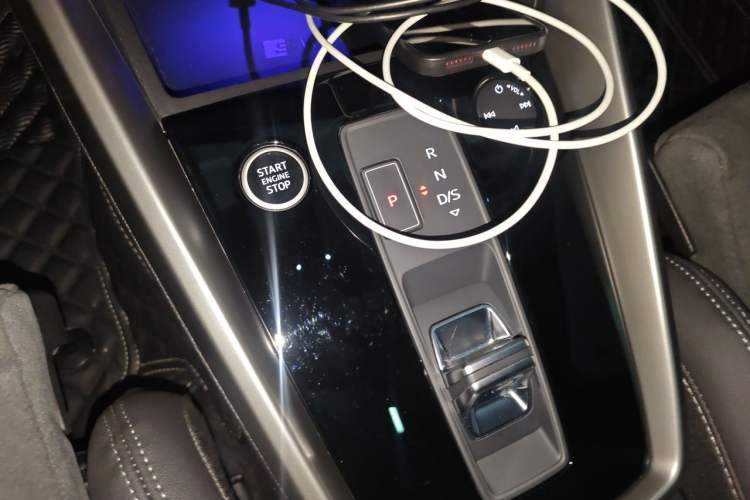 Used Audi A3 2023 A3L Limousine 35 TFSI Luxury Sport Edition Gear Lever