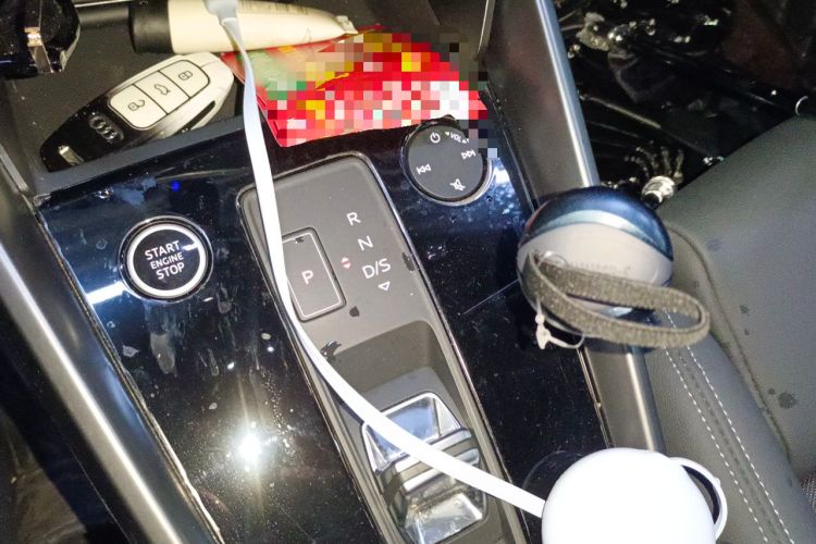 Used Audi A3 2023 Restyled Sportback 35 TFSI Fashionable and Elegant Version Gear Lever