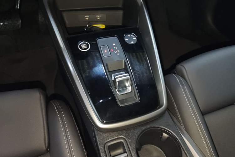Used Audi A3 2023 Restyled A3L Limousine 35 TFSI Fashion Sport Edition Gear Lever