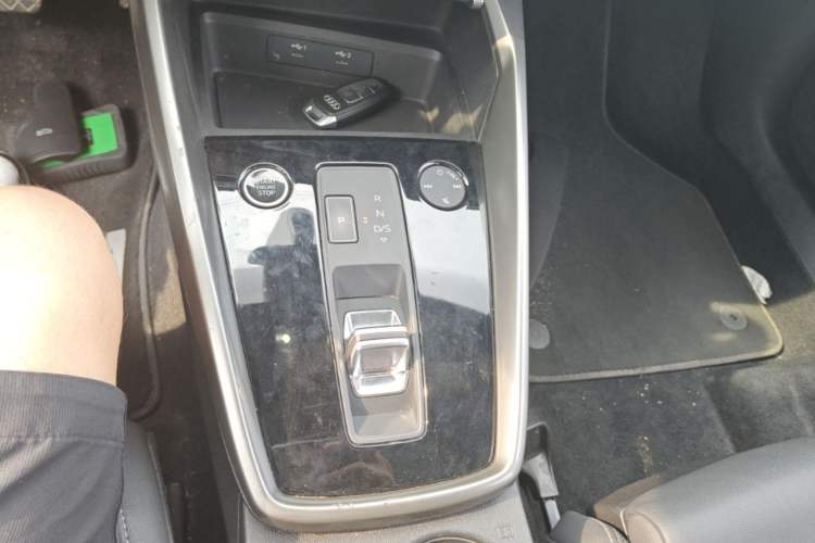 Used Audi A3 2023 Restyled A3L Limousine 35 TFSI Fashion Sport Edition Gear Lever