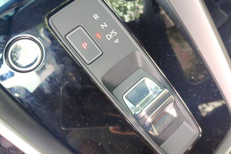 Used Audi A3 2023 Sportback 35 TFSI Fashionable Sports Model Gear Lever