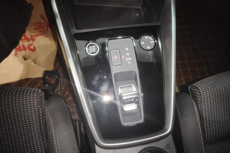 Used Audi A3 2023 Restyled Sportback 35 TFSI Progressive Sport Edition Gear Lever