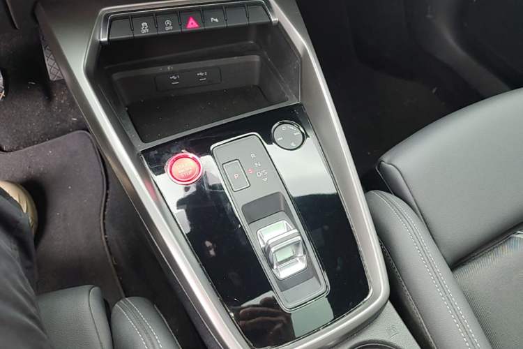 Used Audi A3 2023 Updated Sportback 35 TFSI Stylish Sports Type Gear Lever
