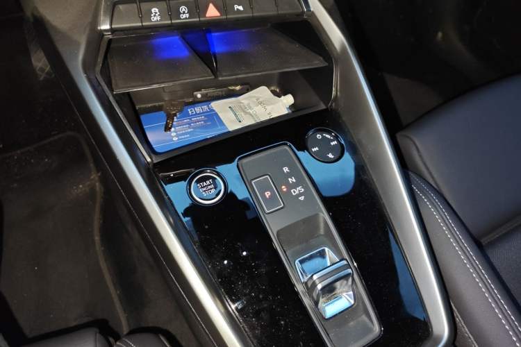 Used Audi A3 2023 Restyled A3L Limousine 35 TFSI Ambition Sport Edition Gear Lever