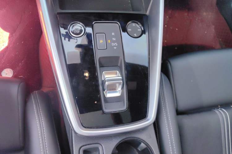 Used Audi A3 2023 Sportback 35 TFSI Fashionable Sports Model Gear Lever