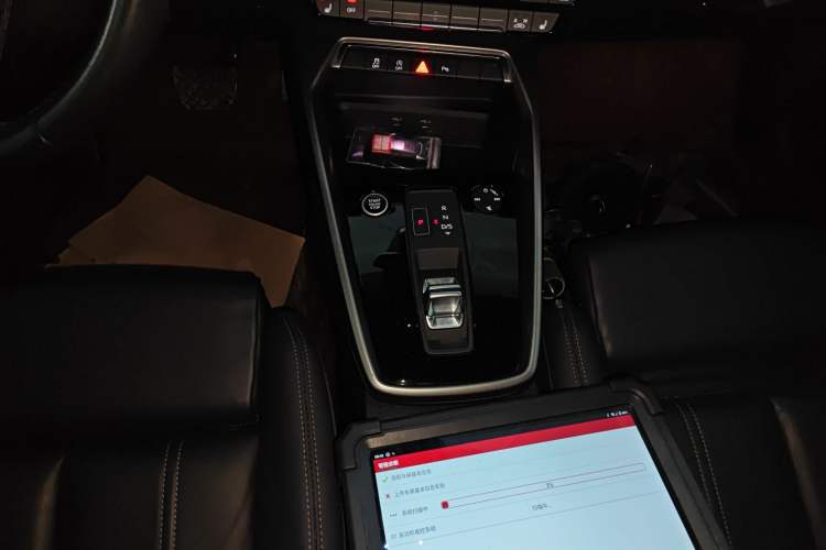 Used Audi A3 2023 Restyled Sportback 35 TFSI Luxury Prestige Edition Gear Lever