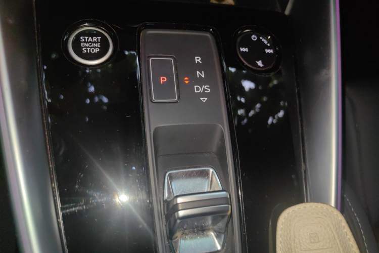 Used Audi A3 2023 Sportback 35 TFSI Fashionable Sports Model Gear Lever