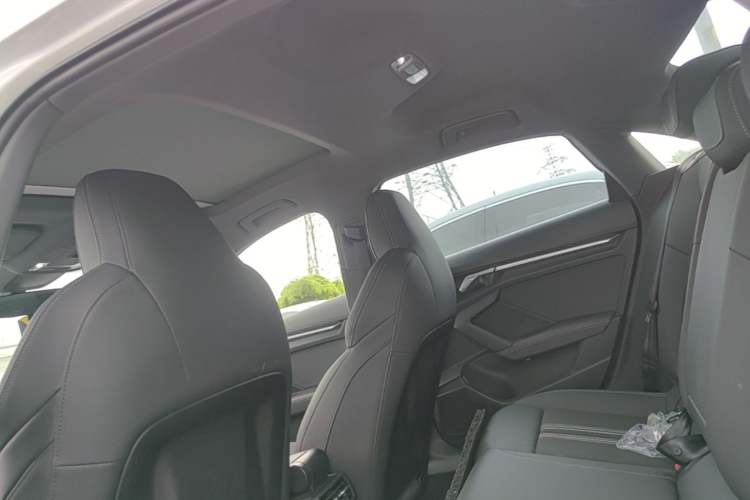 Used Audi A3 2023 Restyled A3L Limousine 35 TFSI Fashion Sport Edition Headliner