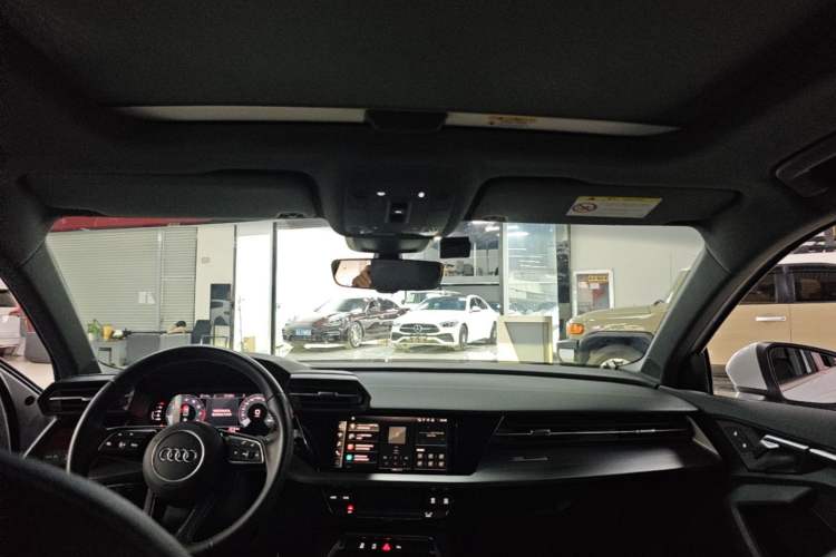 Used Audi A3 2023 Restyled A3L Limousine 35 TFSI Fashion Sport Edition Headliner