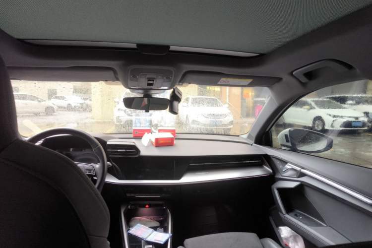 Used Audi A3 2023 Restyled A3L Limousine 35 TFSI Fashion Sport Edition Headliner