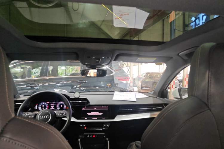 Used Audi A3 2023 A3L Limousine 35 TFSI Fashionable and Elegant Model Headliner