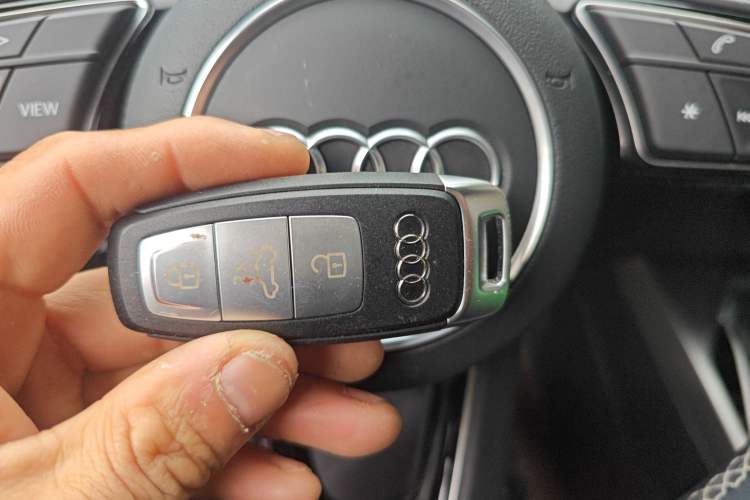 Used Audi A3 2023 Sportback 35 TFSI Fashionable Sports Model Interior 1