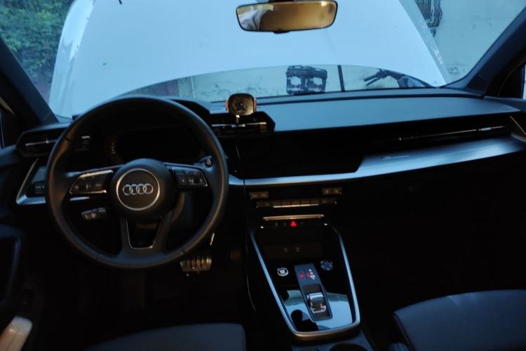 Used Audi A3 2023 Restyled Sportback 35 TFSI Fashionable and Elegant Version Interior 2
