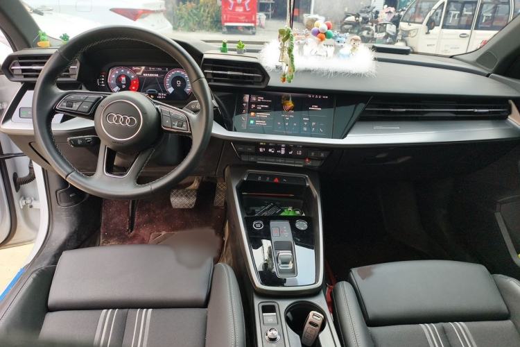 Used Audi A3 2023 Restyled A3L Limousine 35 TFSI Fashion Sport Edition Interior 2