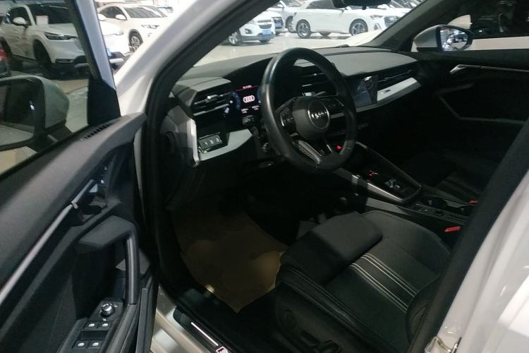 Used Audi A3 2023 Sportback 35 TFSI Fashionable Sports Model Interior 3