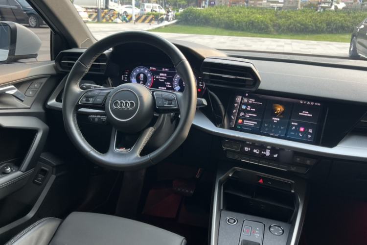 Used Audi A3 2023 A3L Limousine 35 TFSI Fashion Sport Model Interior 4