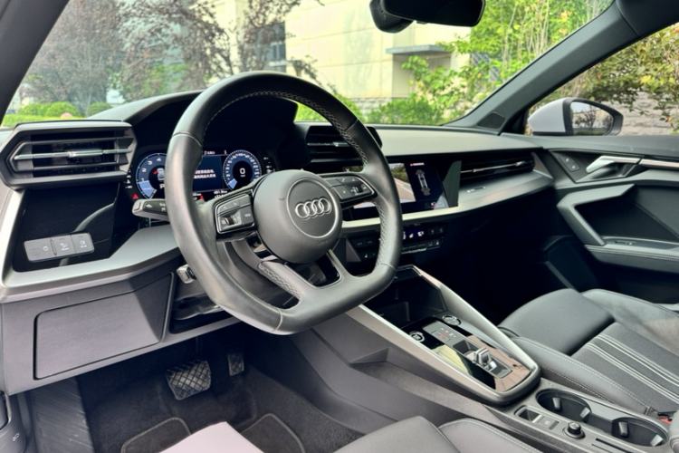 Used Audi A3 2023 Restyled A3L Limousine 35 TFSI Fashion Sport Edition Interior 4