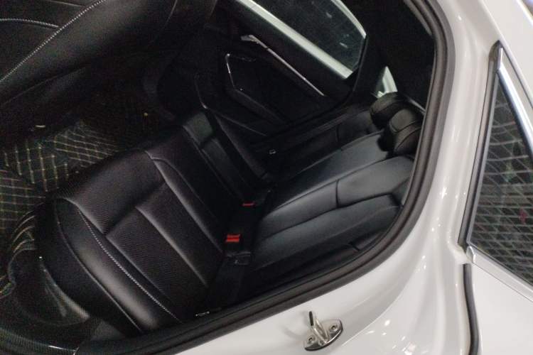 Used Audi A3 2023 Restyled A3L Limousine 35 TFSI Ambition Style Edition Interior 4