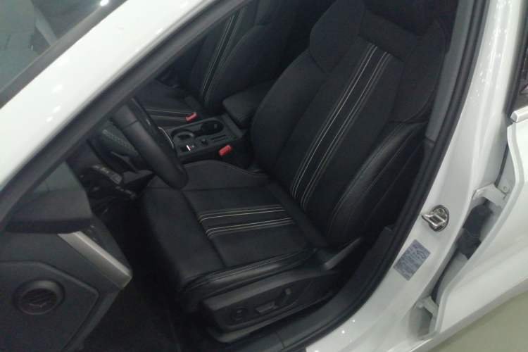 Used Audi A3 2023 A3L Limousine 35 TFSI Fashion Sport Model Left Front Seat