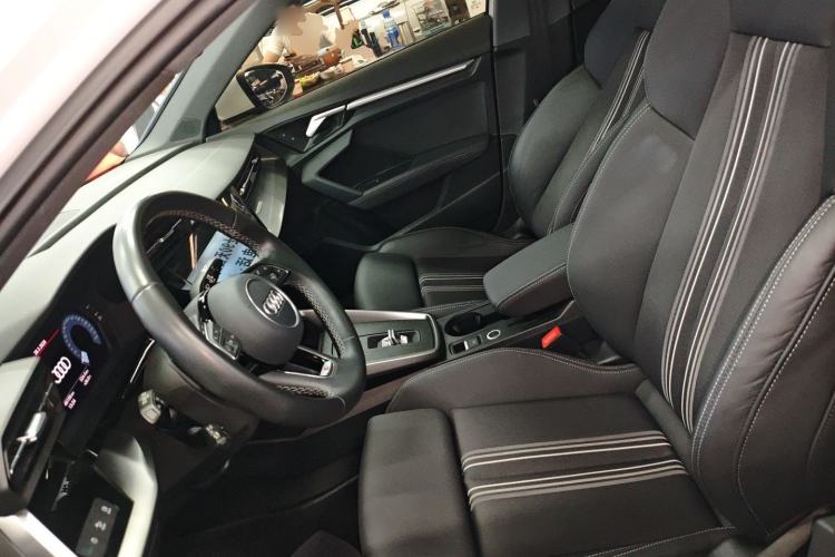 Used Audi A3 2023 A3L Limousine 35 TFSI Fashion Sport Model Left Front Seat