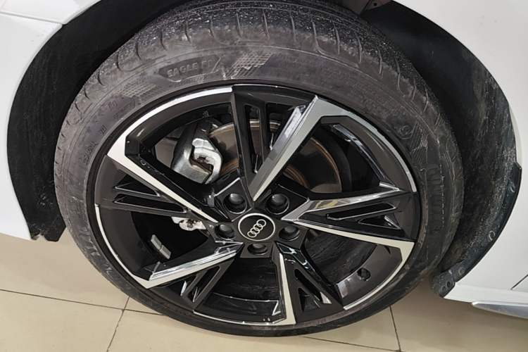 Used Audi A3 2023 Updated Sportback 35 TFSI Stylish Sports Type Left Front Wheel Hub