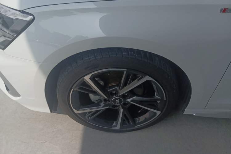 Used Audi A3 2023 Updated Sportback 35 TFSI Stylish Sports Type Left Front Wheel Hub
