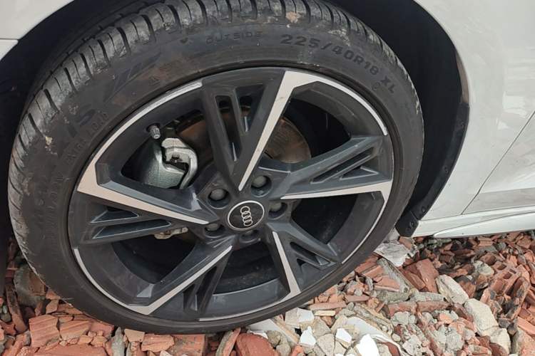 Used Audi A3 2023 Updated Sportback 35 TFSI Stylish Sports Type Left Front Wheel Hub