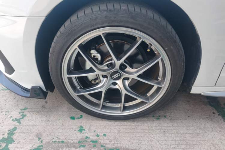 Used Audi A3 2023 Restyled A3L Limousine 35 TFSI Fashion Sport Edition Left Front Wheel Hub