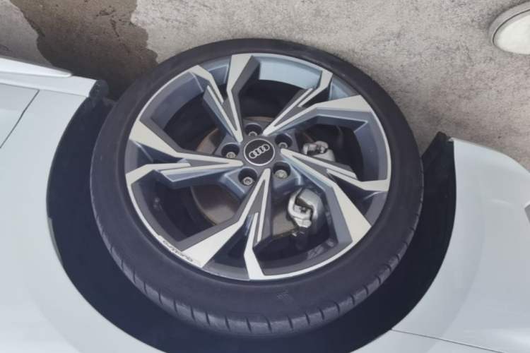 Used Audi A3 2023 Updated Sportback 35 TFSI Stylish Sports Type Left Front Wheel Hub