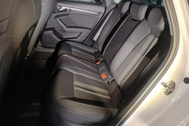 Used Audi A3 2023 A3L Limousine 35 TFSI Fashion Sport Model Left Rear Seat