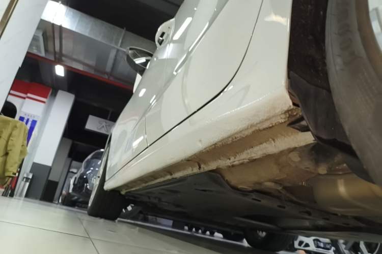 Used Audi A3 2023 Sportback 35 TFSI Stylish and Elegant Model Left Side Sill