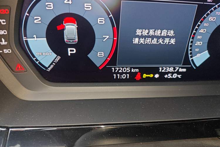 Used Audi A3 2023 Sportback 35 TFSI Fashionable Sports Model Odometer Close Up