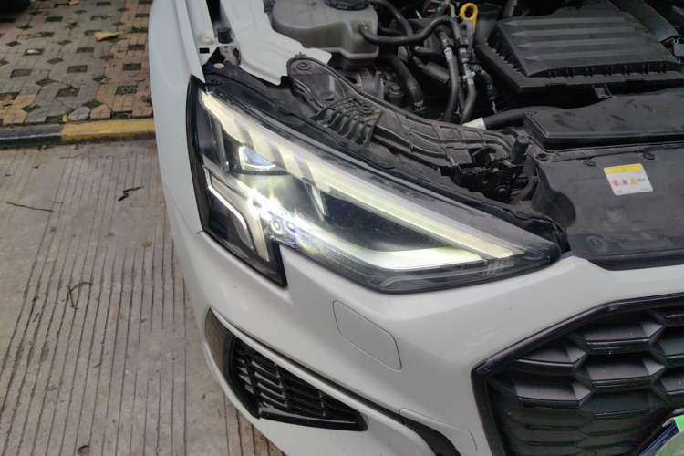 Used Audi A3 2023 Sportback 35 TFSI Fashionable Sports Model Right Front Headlight
