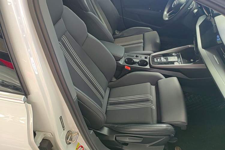 Used Audi A3 2023 A3L Limousine 35 TFSI Fashion Sport Model Right Front Seat