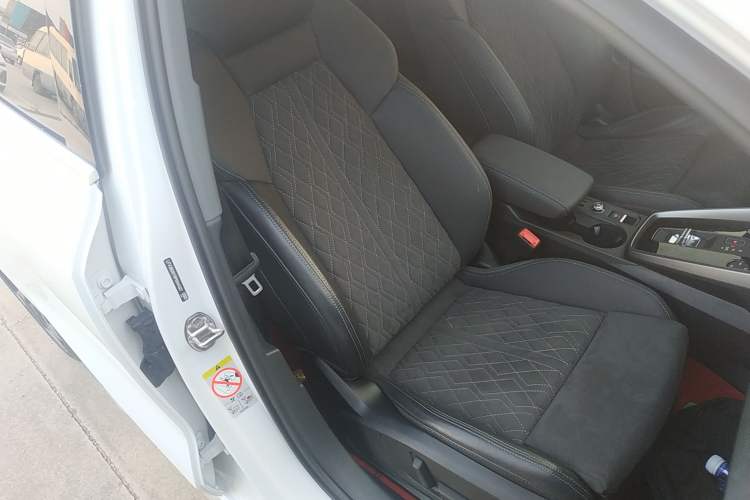 Used Audi A3 2023 Updated Sportback 35 TFSI Luxury Sports Edition Right Front Seat