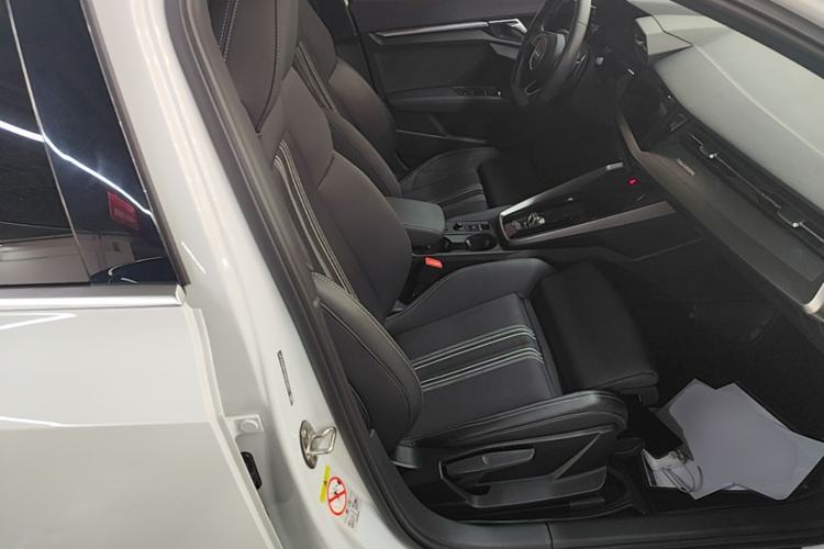 Used Audi A3 2023 Restyled A3L Limousine 35 TFSI Fashion Sport Edition Right Front Seat