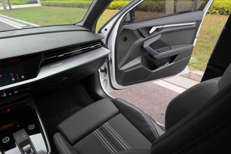 Used Audi A3 2023 Updated Sportback 35 TFSI Stylish Sports Type Right Front Seat