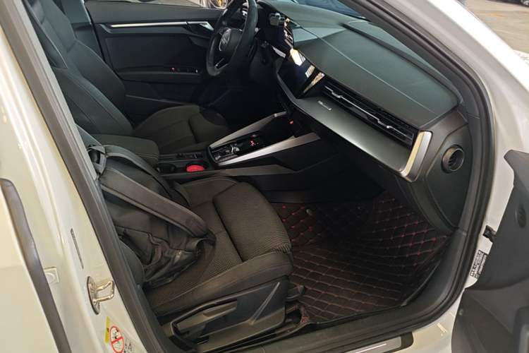 Used Audi A3 2023 A3L Limousine 35 TFSI Progressive Sport Edition Right Front Seat