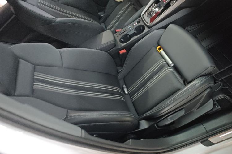Used Audi A3 2023 Restyled A3L Limousine 35 TFSI Fashion Sport Edition Right Front Seat