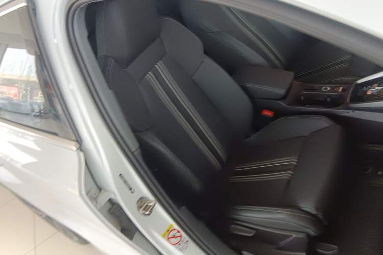 Used Audi A3 2023 Updated Sportback 35 TFSI Stylish Sports Type Right Front Seat