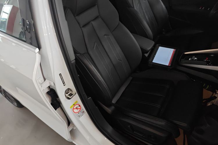 Used Audi A3 2023 Restyled Sportback 35 TFSI Luxury Prestige Edition Right Front Seat