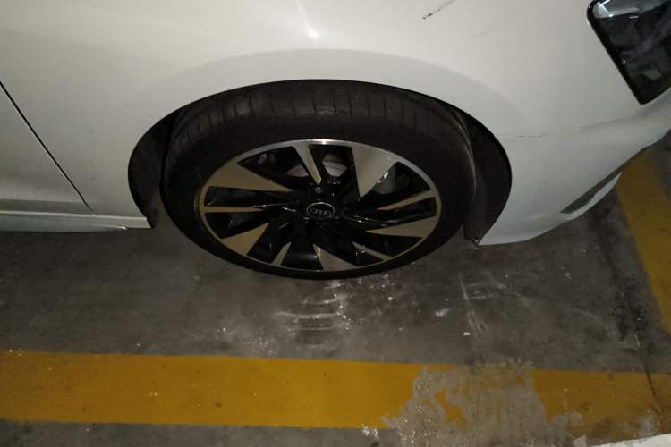 Used Audi A3 2023 Restyled A3L Limousine 35 TFSI Fashion Sport Edition Right Front Wheel Hub