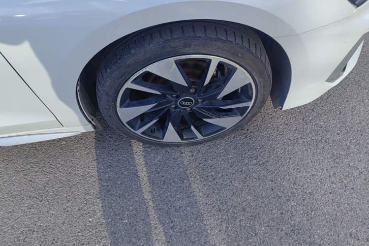 Used Audi A3 2023 Restyled A3L Limousine 35 TFSI Fashion Sport Edition Right Front Wheel Hub