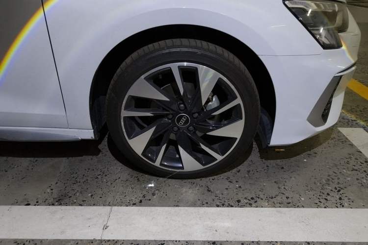 Used Audi A3 2023 Restyled A3L Limousine 35 TFSI Fashion Sport Edition Right Front Wheel Hub