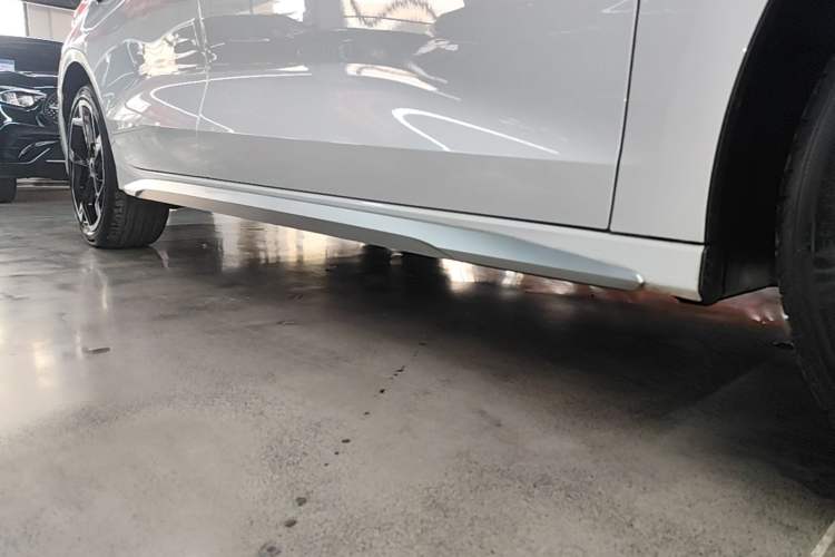 Used Audi A3 2023 Restyled A3L Limousine 35 TFSI Fashion Sport Edition Right Side Sill